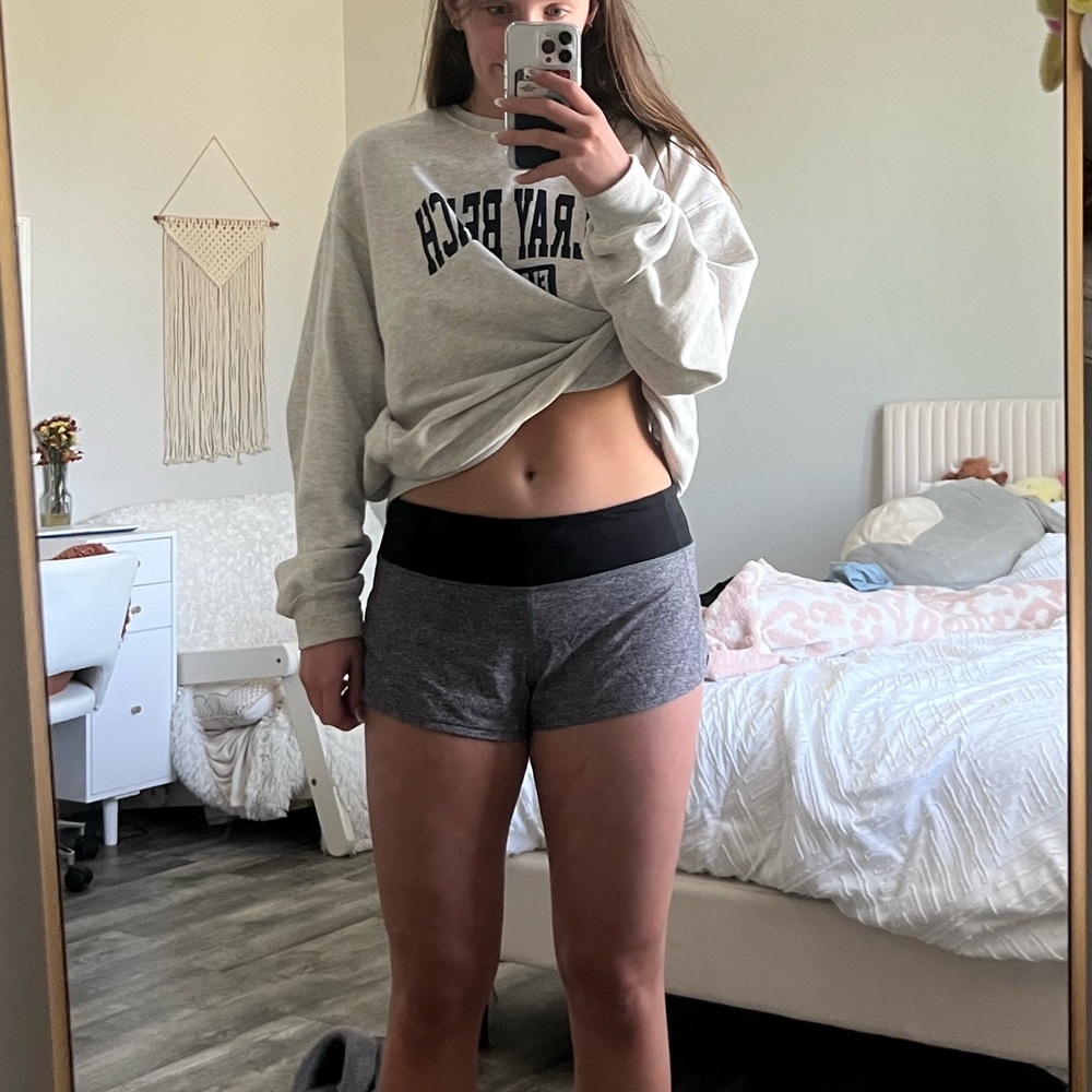 Gray Lululemon speed up shorts